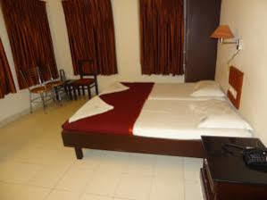 Mjm Plaza Hotell Kochi Eksteriør bilde